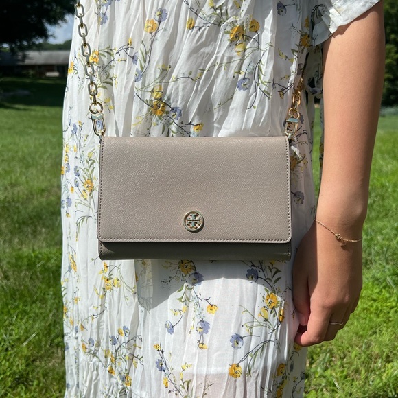 Tory Burch Handbags - Tory Burch Crossbody Bag in taupe